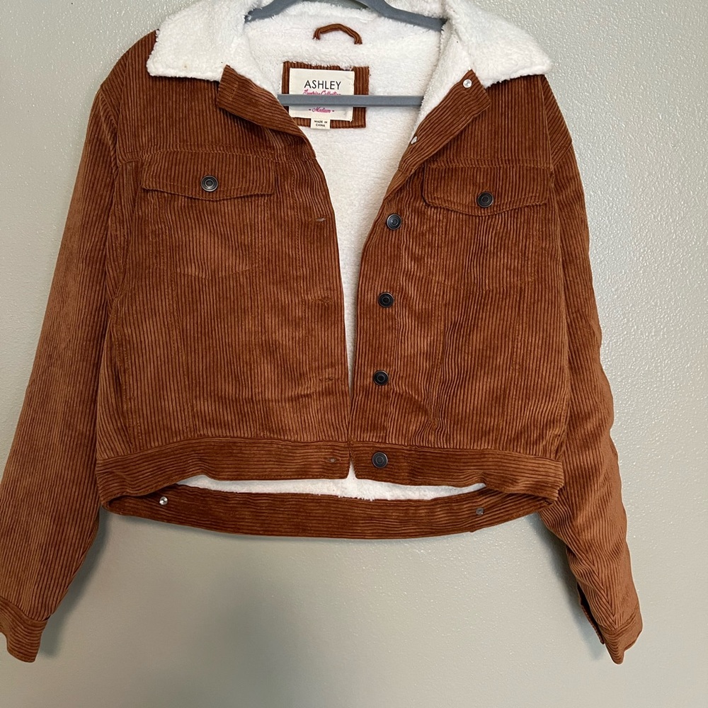 Lined corduroy jacket, cropped length, size medium. Never worn, great condition